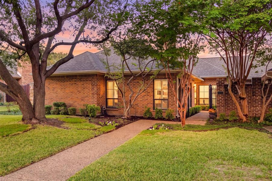 Property photo for 4115 Brooktree Lane, Dallas, TX