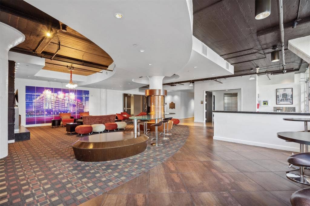 2600 W 7th Street, #1727, Fort Worth, TX 76107