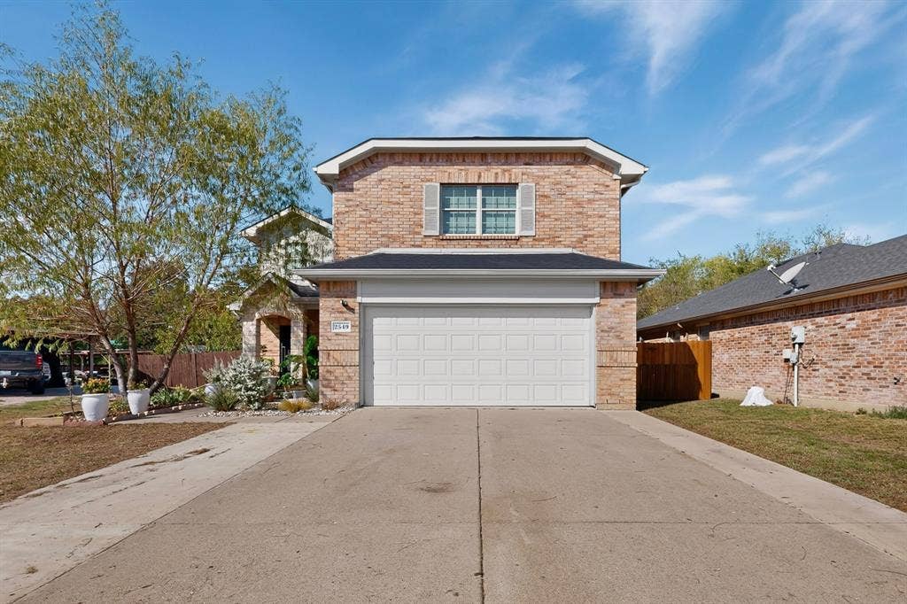 2549 Spring Creek Drive, Balch Springs, TX 75180 2549 Spring Creek Drive, Balch Springs, TX 75180