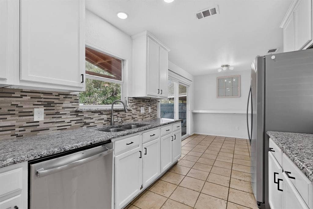 2549 Spring Creek Drive, Balch Springs, TX 75180 2549 Spring Creek Drive, Balch Springs, TX 75180