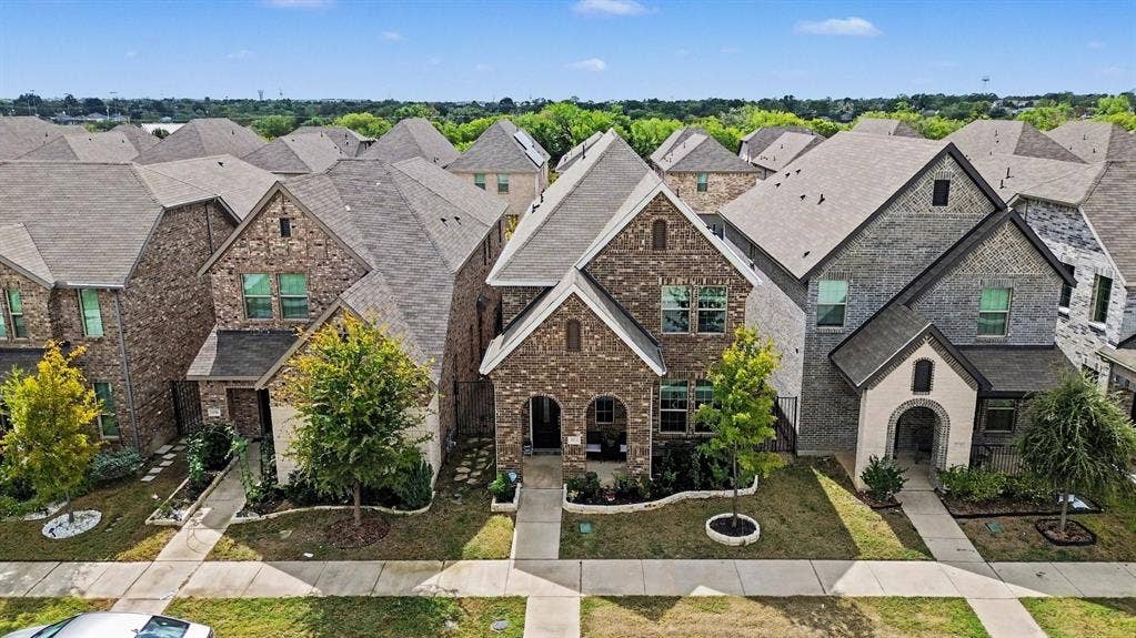 4034 Saddlehorn Way, Sachse, TX 75048
