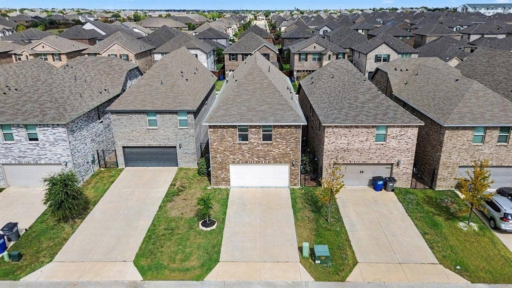 4034 Saddlehorn Way, Sachse, TX 75048