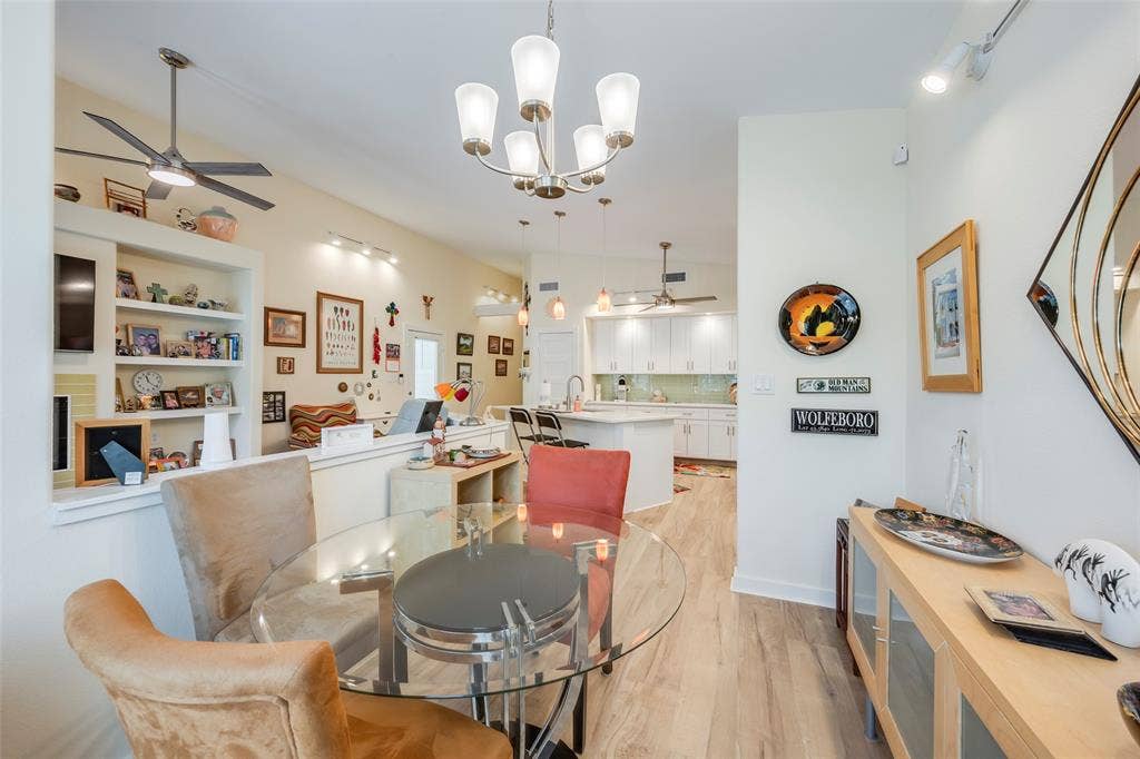1031 Grandview Avenue, Dallas, TX 75223 1031 Grandview Avenue, Dallas, TX 75223