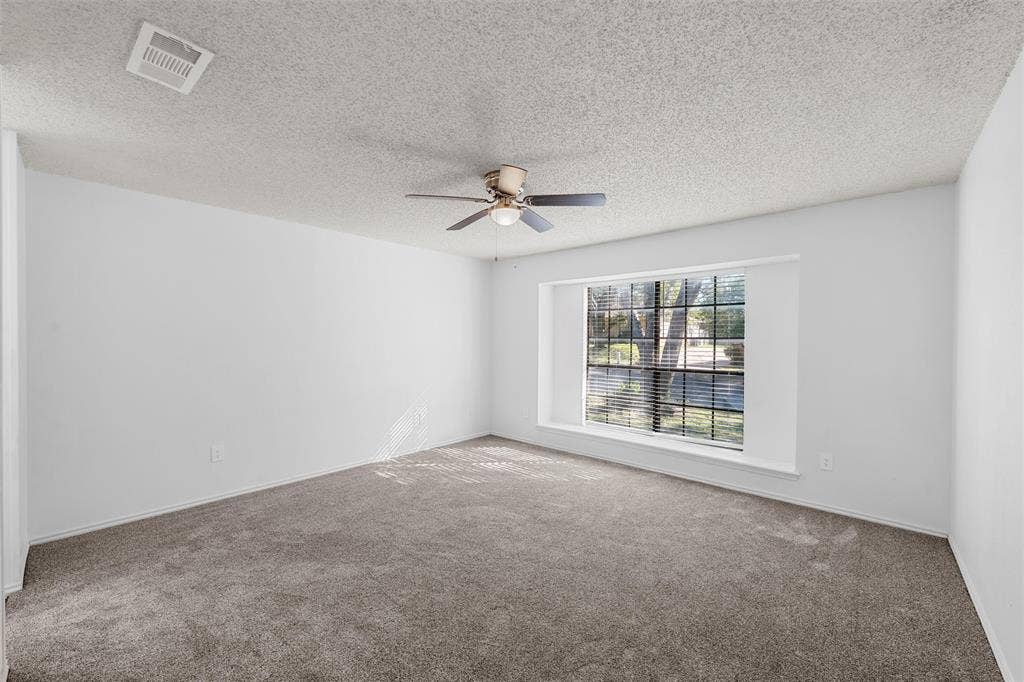 300 Mill Creek Circle, #4, Waco, TX 76712 300 Mill Creek Circle, #4, Waco, TX 76712