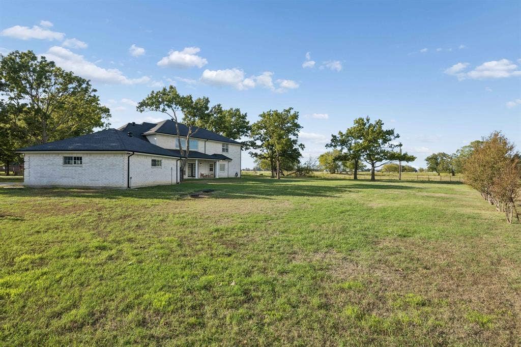 303 Bobby Sam Court, Collinsville, TX 76233