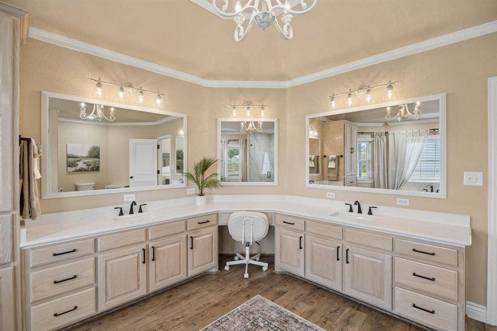 303 Bobby Sam Court, Collinsville, TX 76233