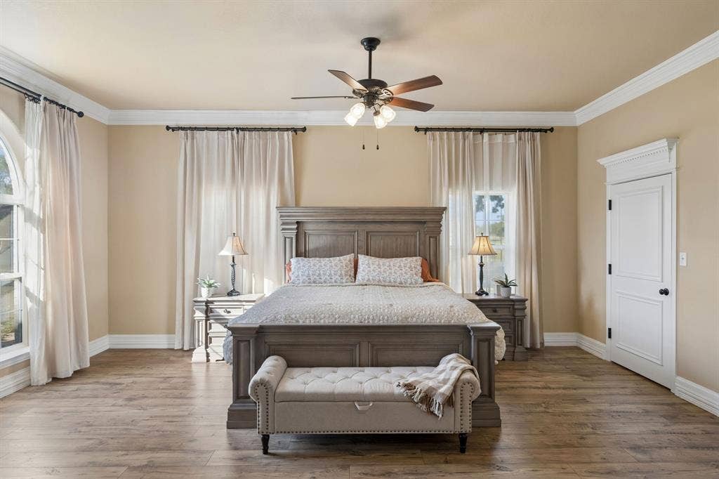 303 Bobby Sam Court, Collinsville, TX 76233