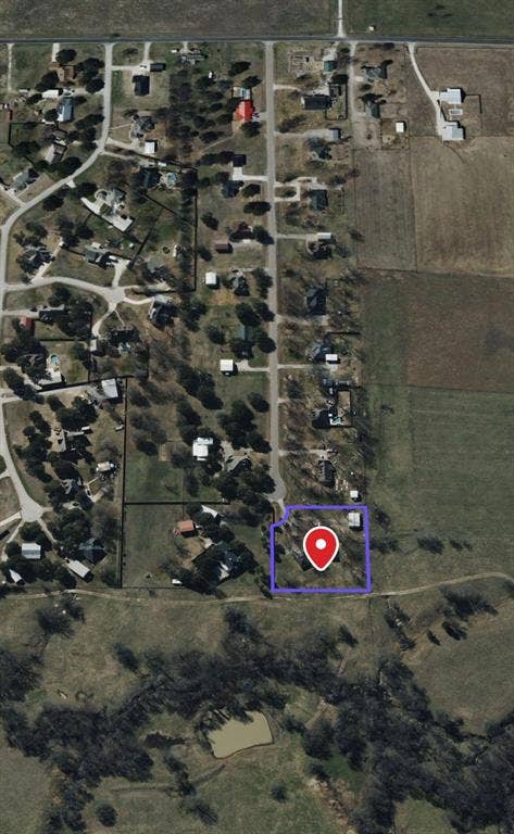 303 Bobby Sam Court, Collinsville, TX 76233