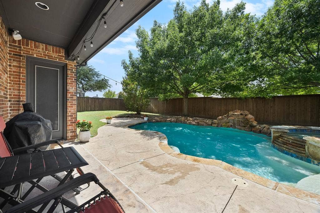 4796 Secret Cove, Rockwall, TX 75032 4796 Secret Cove, Rockwall, TX 75032