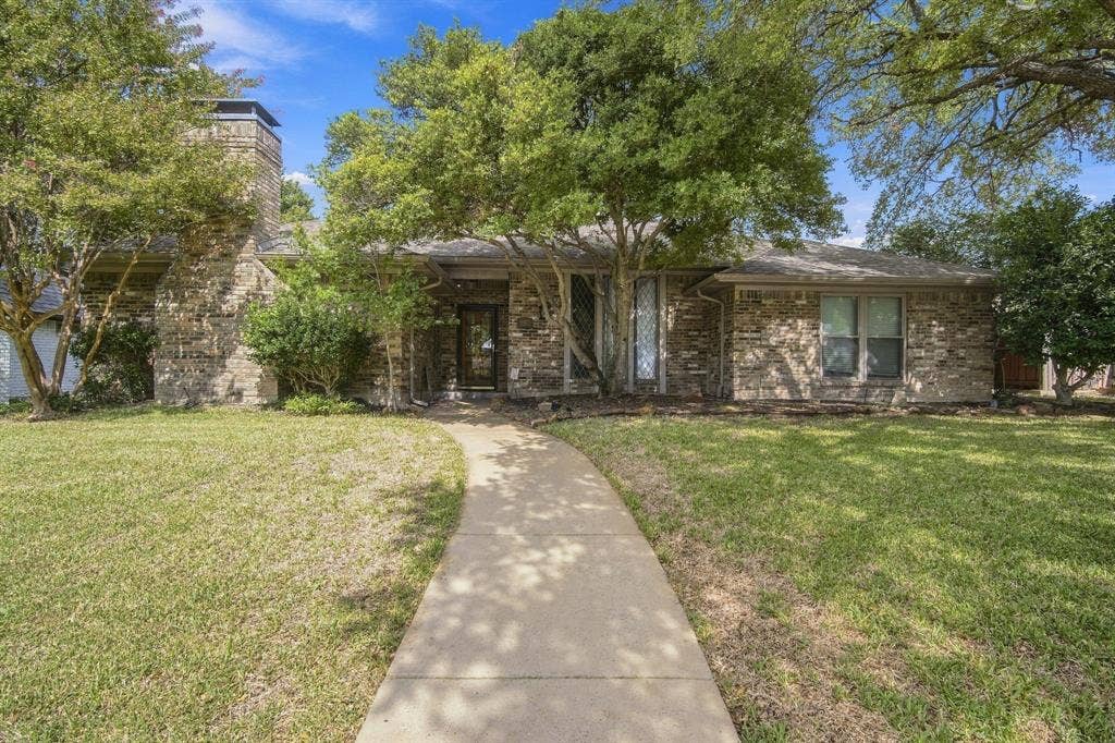 9947 Chimney Hill Lane, Dallas, TX 75243 9947 Chimney Hill Lane, Dallas, TX 75243