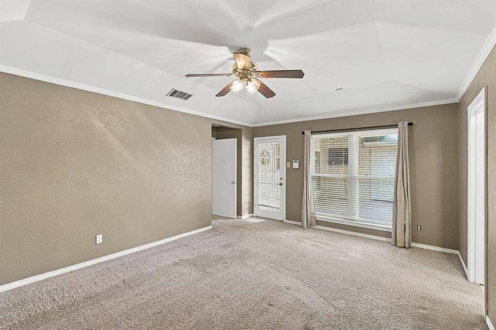 9947 Chimney Hill Lane, Dallas, TX 75243 9947 Chimney Hill Lane, Dallas, TX 75243