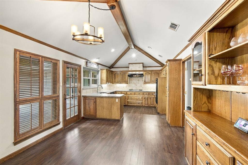 9947 Chimney Hill Lane, Dallas, TX 75243 9947 Chimney Hill Lane, Dallas, TX 75243