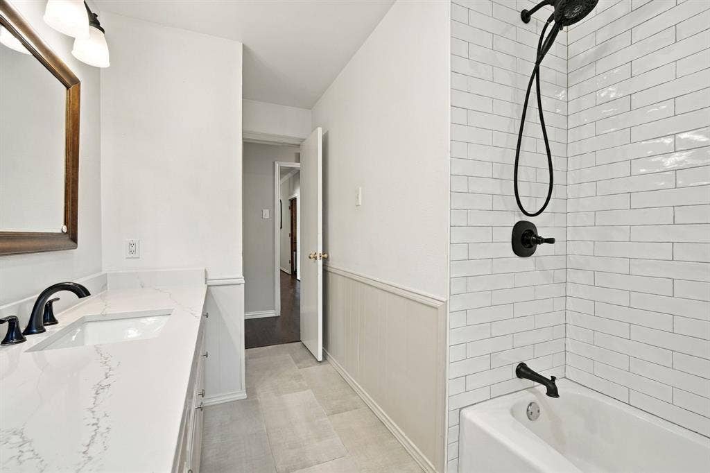 9947 Chimney Hill Lane, Dallas, TX 75243 9947 Chimney Hill Lane, Dallas, TX 75243