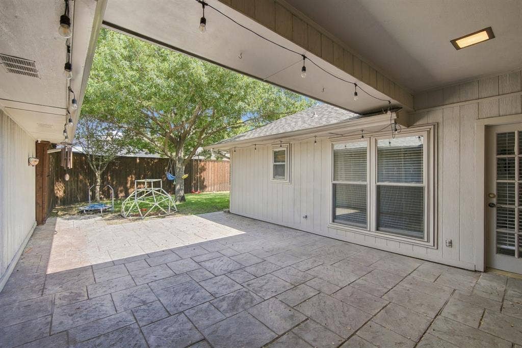 9947 Chimney Hill Lane, Dallas, TX 75243 9947 Chimney Hill Lane, Dallas, TX 75243