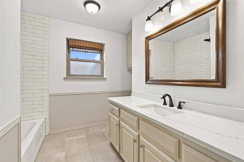 9947 Chimney Hill Lane, Dallas, TX 75243 9947 Chimney Hill Lane, Dallas, TX 75243