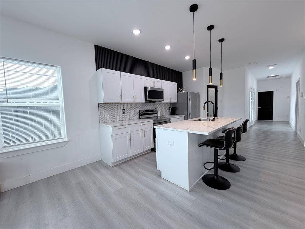 3301 Garden Lane, Dallas, TX 75215 3301 Garden Lane, Dallas, TX 75215