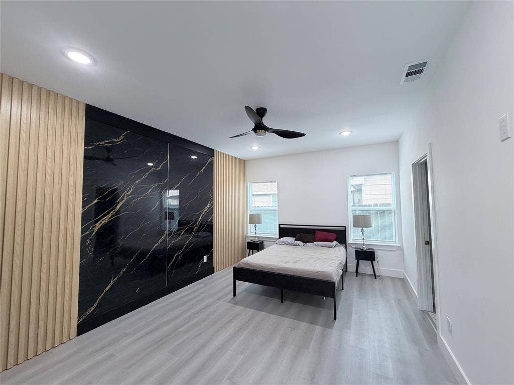 3301 Garden Lane, Dallas, TX 75215 3301 Garden Lane, Dallas, TX 75215