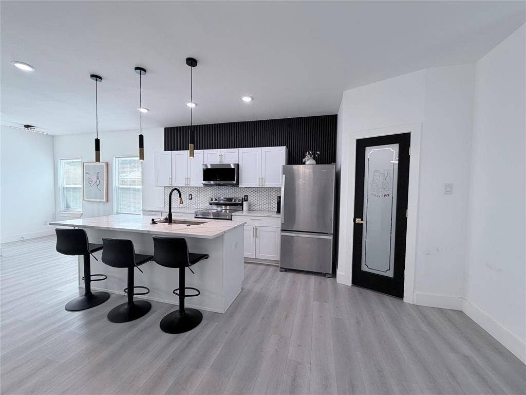3301 Garden Lane, Dallas, TX 75215 3301 Garden Lane, Dallas, TX 75215
