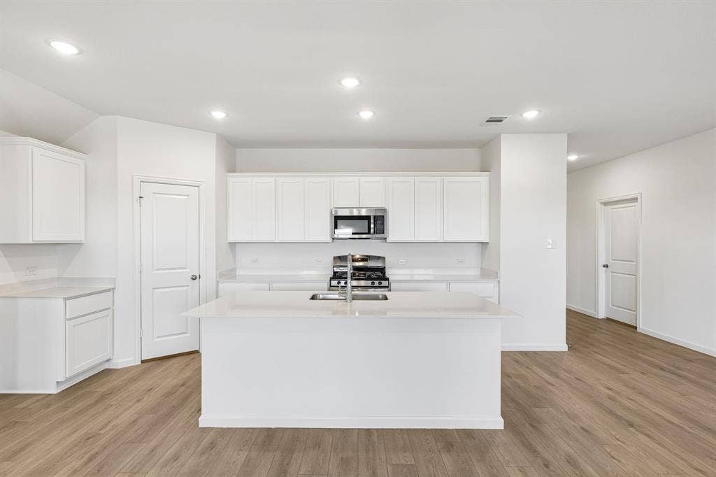 3848 Brewster Lane, Royse City, TX 75189 Representative (3).jpg