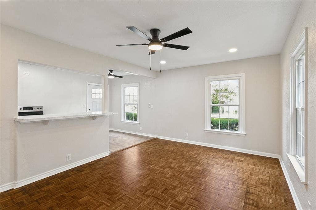 7413 Davenport Avenue, Fort Worth, TX 76116