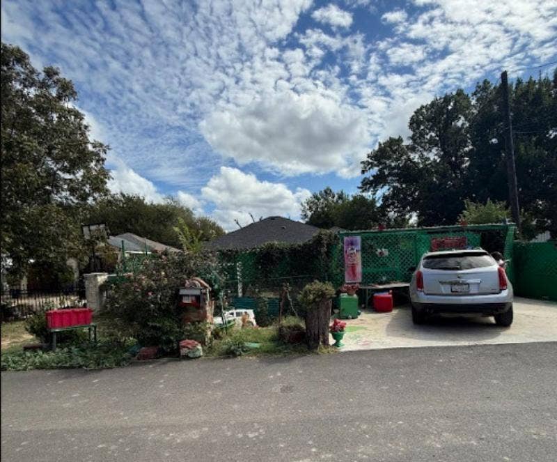 2330 Echo Lake Drive, Dallas, TX 75253 2330 Echo Lake Drive, Dallas, TX 75253