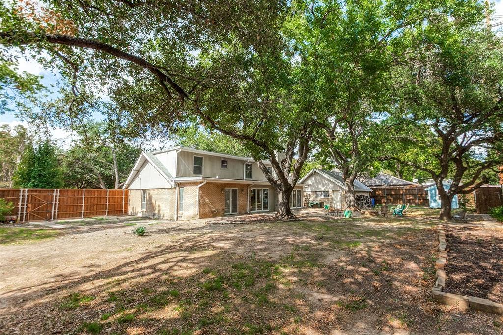 100 N Gentle Drive, Richardson, TX 75080