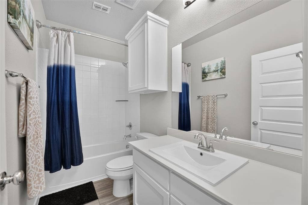 308 Braves Way, Lavon, TX 75166 308 Braves Way, Lavon, TX 75166