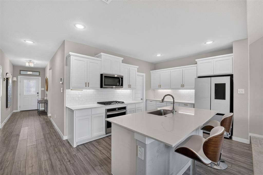 308 Braves Way, Lavon, TX 75166 308 Braves Way, Lavon, TX 75166