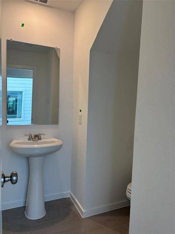 812 Sandhill Crane Ln, Princeton, TX 75407 Half Bathroom