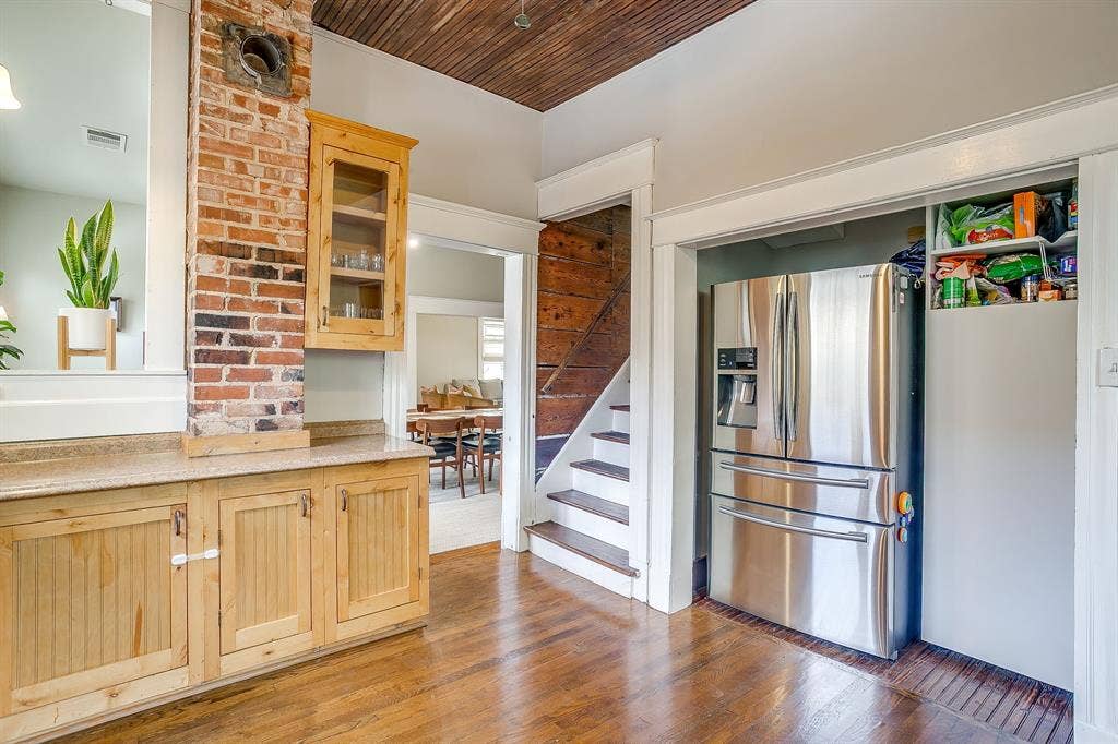 2252 Washington Avenue, Fort Worth, TX 76110
