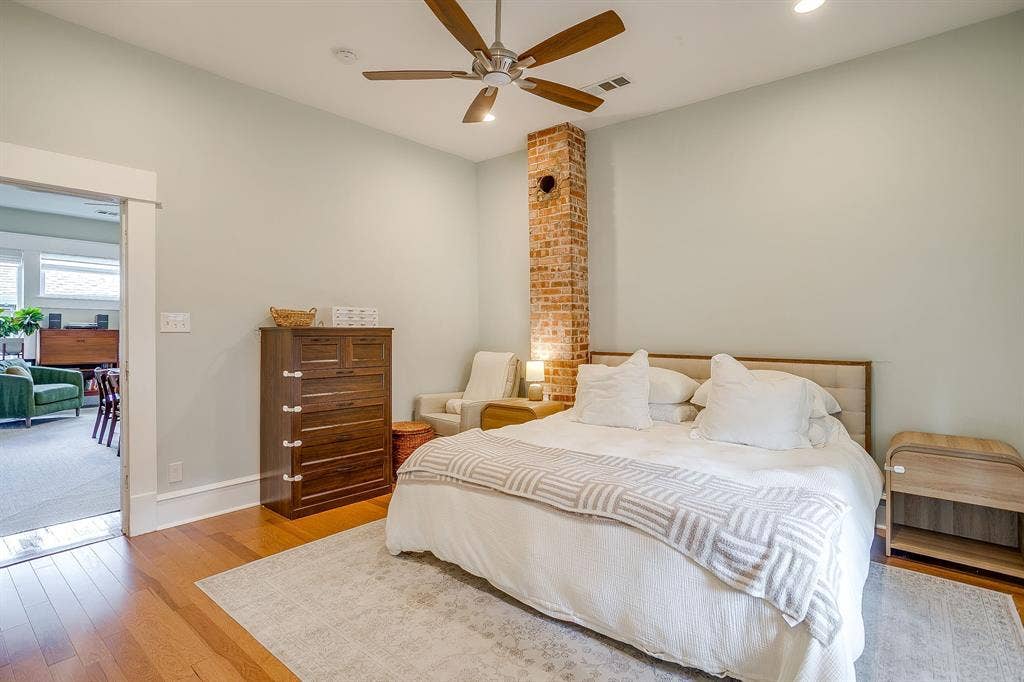 2252 Washington Avenue, Fort Worth, TX 76110