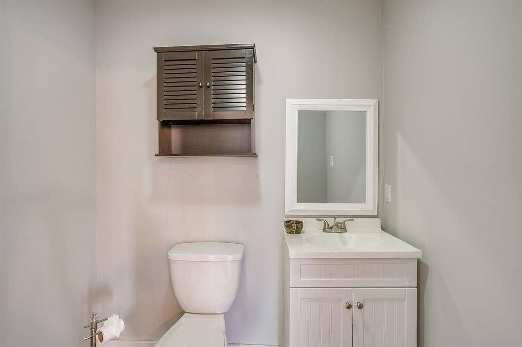 2252 Washington Avenue, Fort Worth, TX 76110