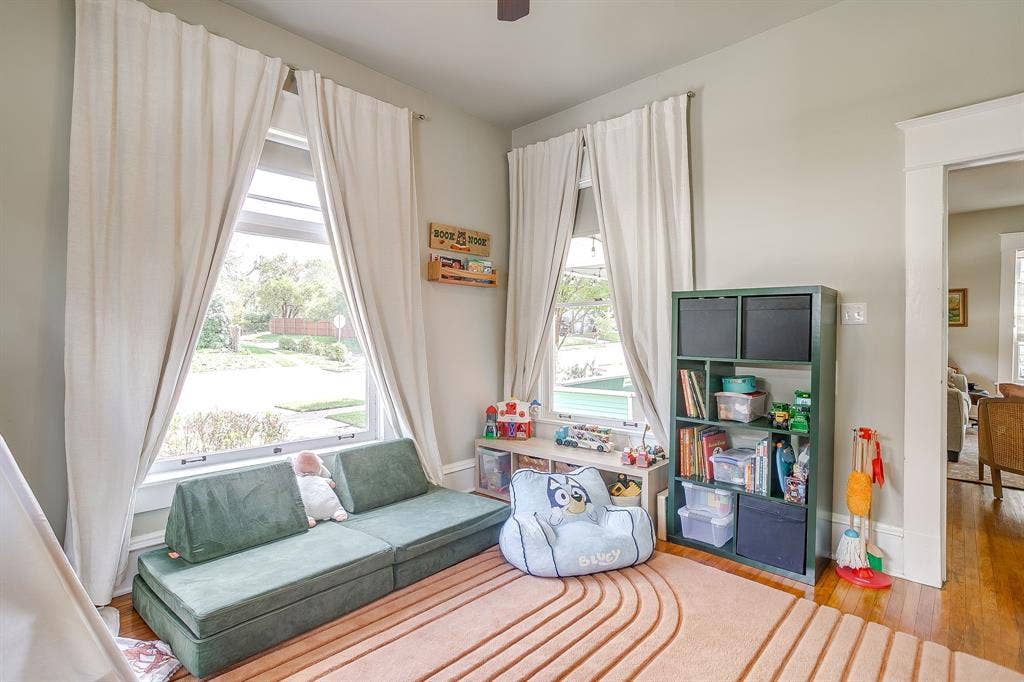 2252 Washington Avenue, Fort Worth, TX 76110