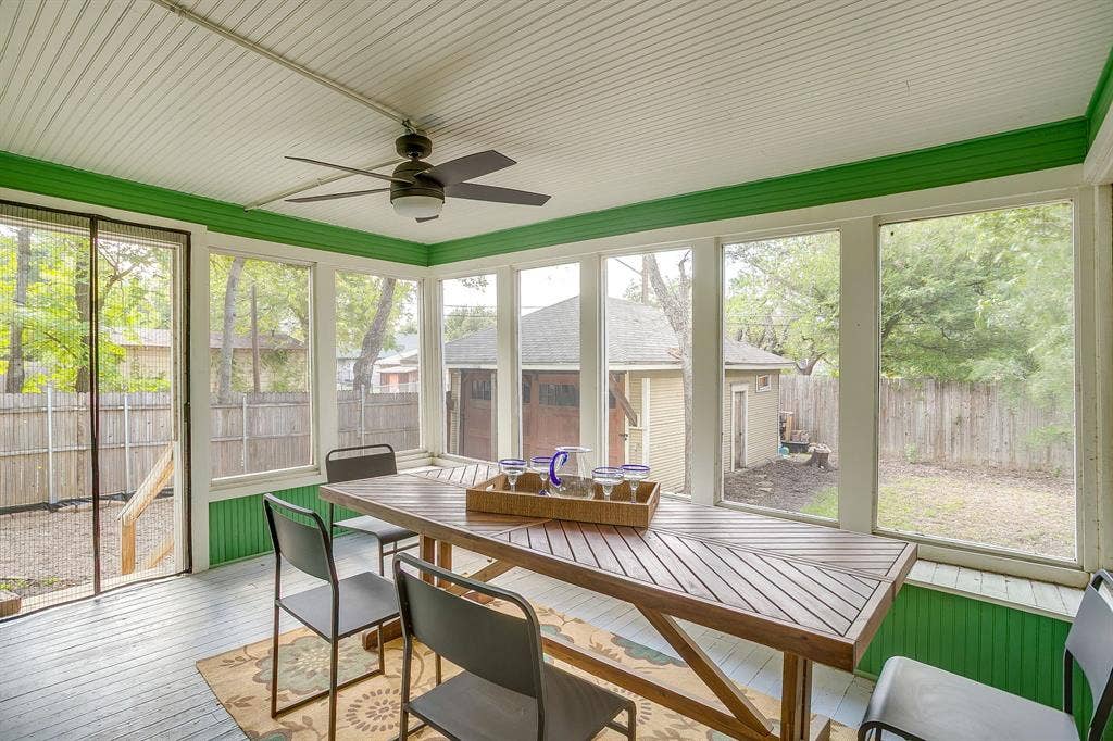 2252 Washington Avenue, Fort Worth, TX 76110