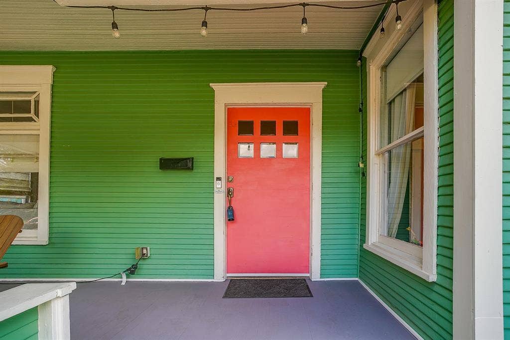 2252 Washington Avenue, Fort Worth, TX 76110