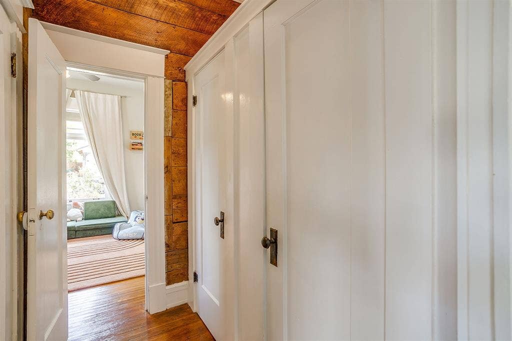 2252 Washington Avenue, Fort Worth, TX 76110