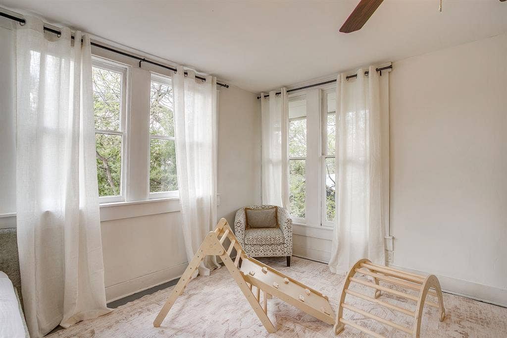 2252 Washington Avenue, Fort Worth, TX 76110