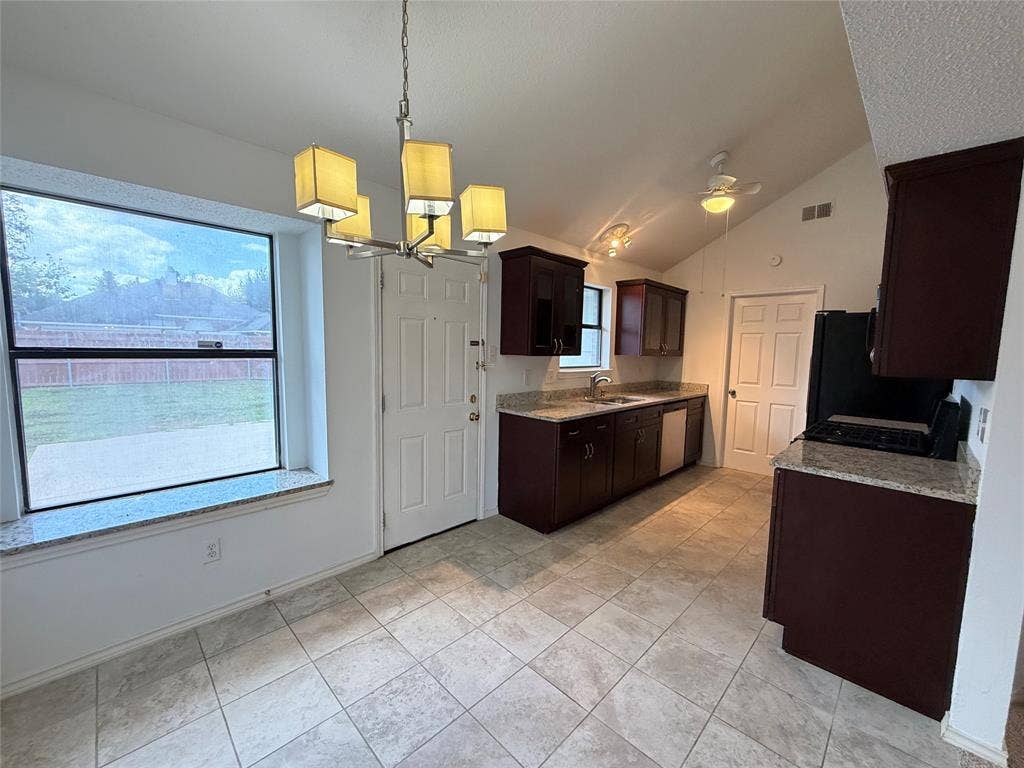 1625 Cool Springs Drive, Mesquite, TX 75181 1625 Cool Springs Drive, Mesquite, TX 75181