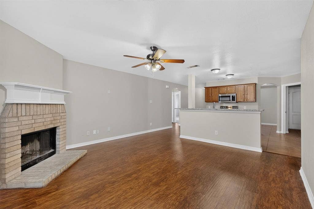 6809 Hot Springs Court, Dallas, TX 75241 6809 Hot Springs Court, Dallas, TX 75241