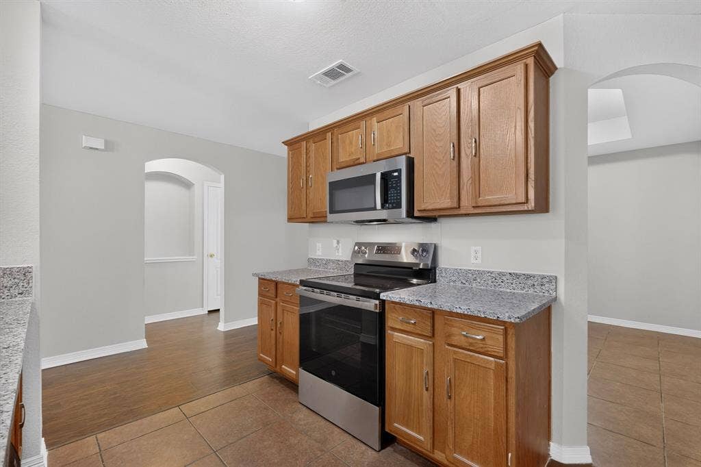 6809 Hot Springs Court, Dallas, TX 75241 6809 Hot Springs Court, Dallas, TX 75241