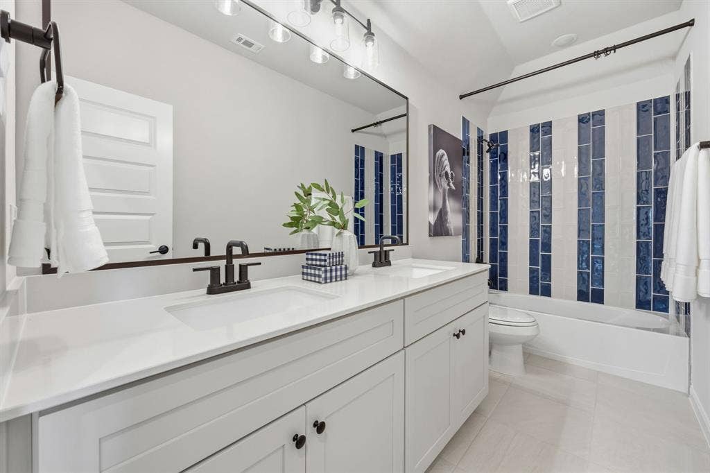2632 Valley Creek Trail, McKinney, TX 75072 2632 Valley Creek Trail, McKinney, TX 75072