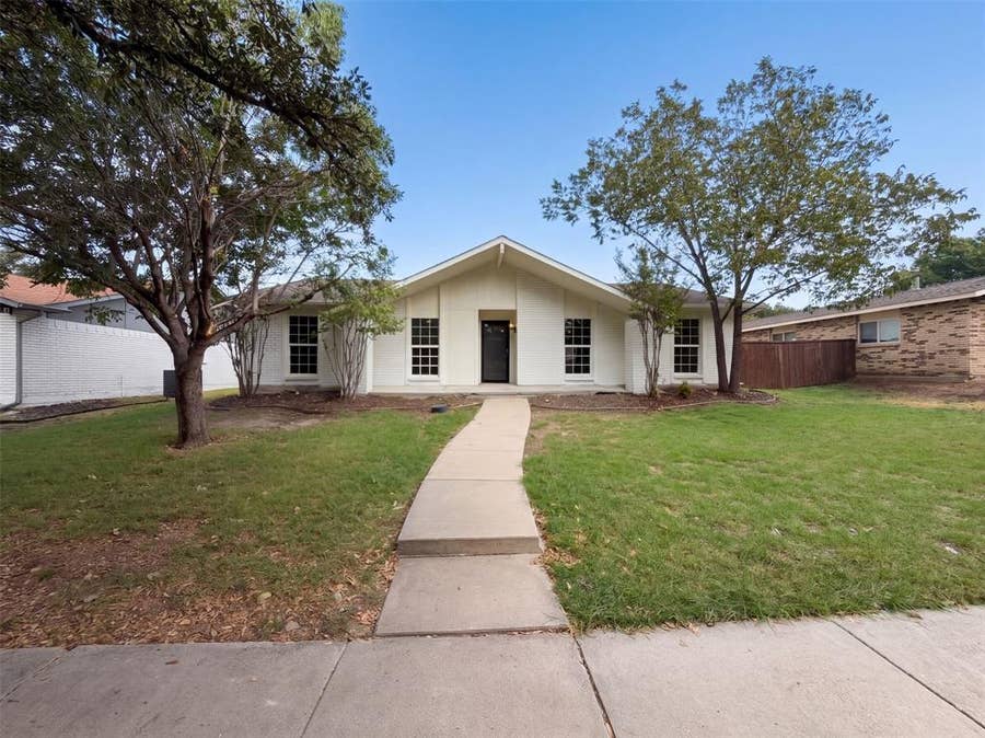Property photo for 5005 Strickland Avenue, The Colony, TX
