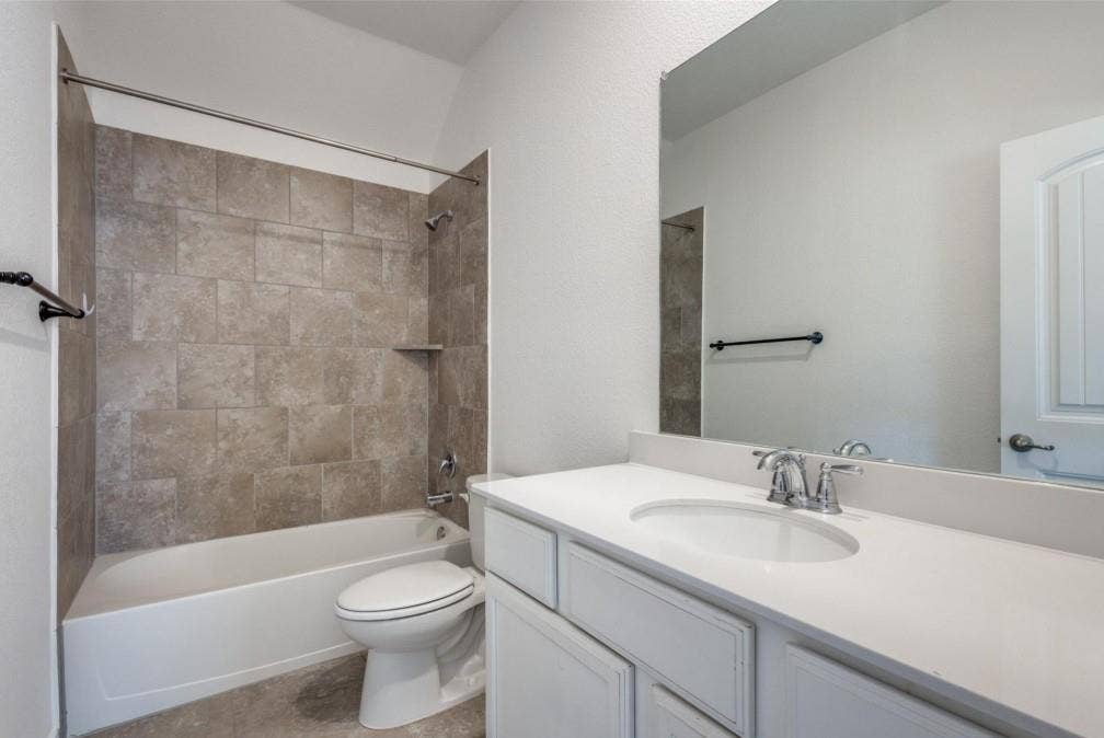 9829 Timber Wolf Lane, McKinney, TX 75071 9829 Timber Wolf Lane, McKinney, TX 75071