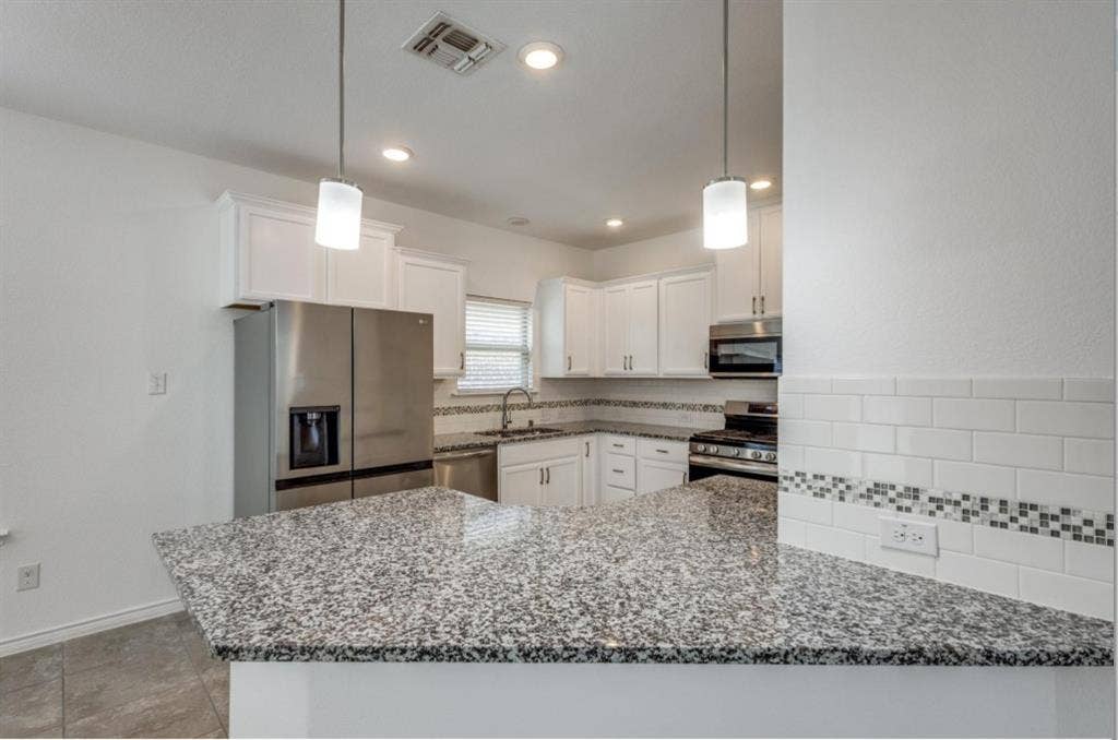 9829 Timber Wolf Lane, McKinney, TX 75071 9829 Timber Wolf Lane, McKinney, TX 75071