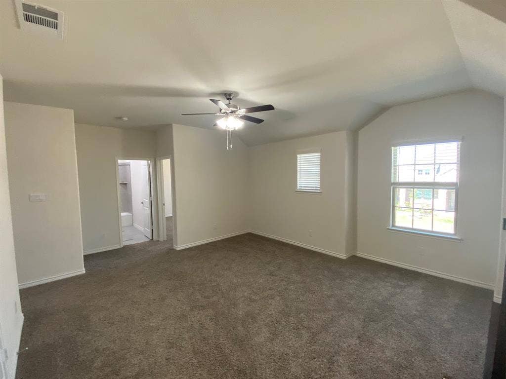 10528 Breezeway Drive, Aubrey, TX 76227
