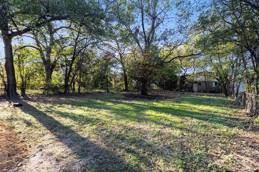 1615 Presidio Avenue, Dallas, TX 75216