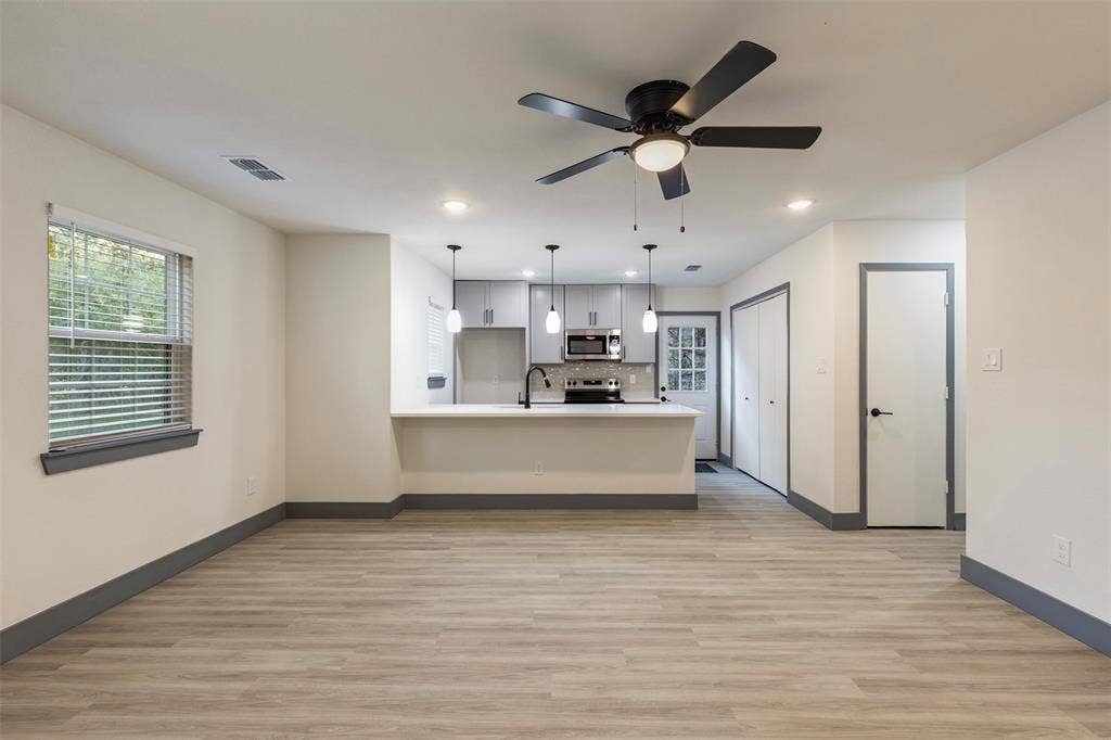 1615 Presidio Avenue, Dallas, TX 75216
