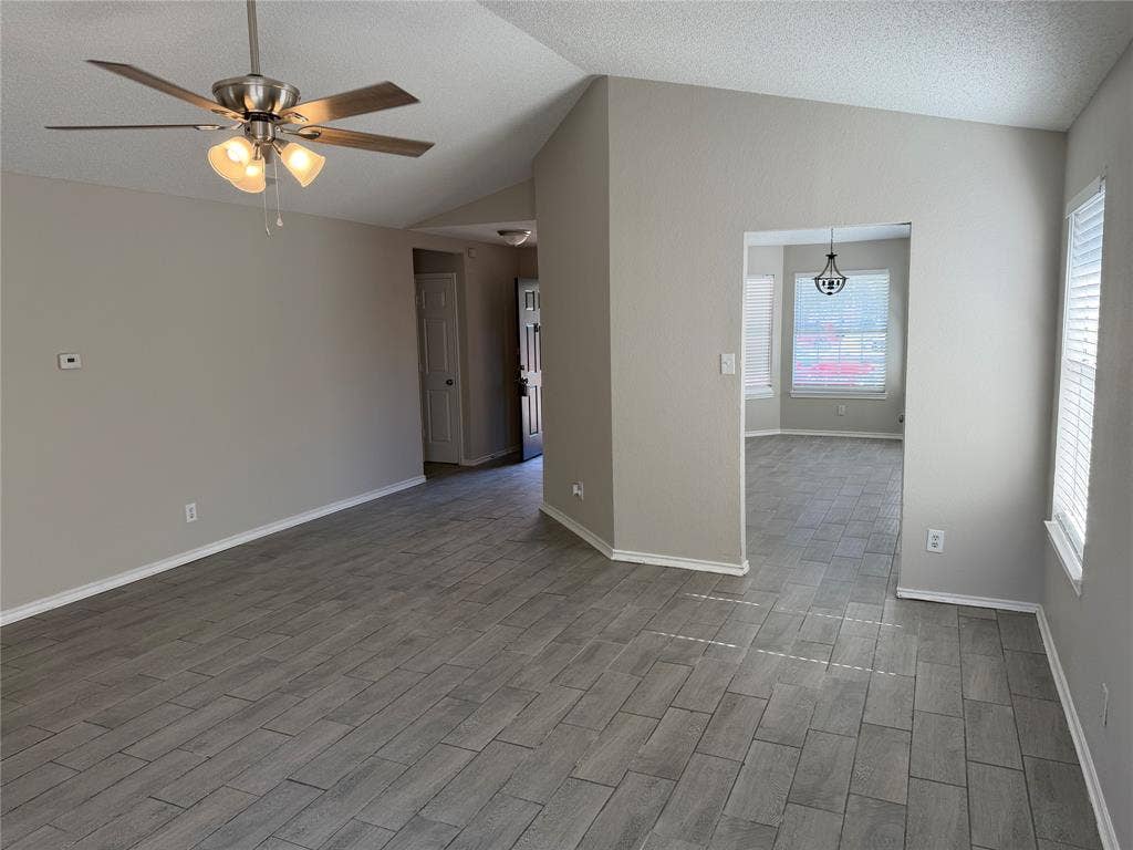 2901 Caladium Court, Garland, TX 75040 2901 Caladium Court, Garland, TX 75040