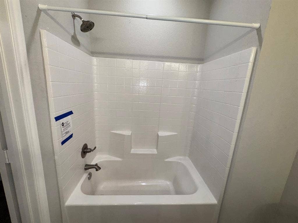 207 S Washington Street, Cleburne, TX 76031