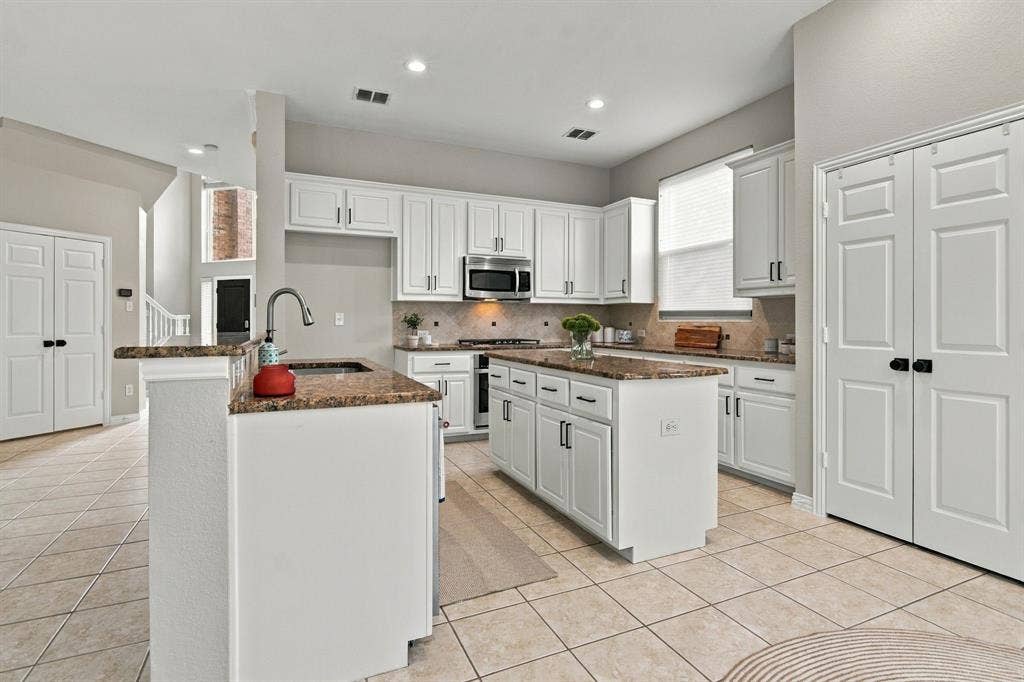 3101 Sheryl Drive, Flower Mound, TX 75022 3101 Sheryl Drive, Flower Mound, TX 75022